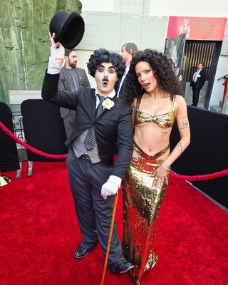 © instagram.com/allenwaiserman
