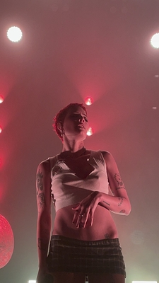 © x.com/needlovesobadly
