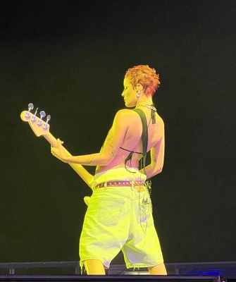 © x.com/fckingfantastic
