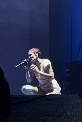 © x.com/aureumsbaby
