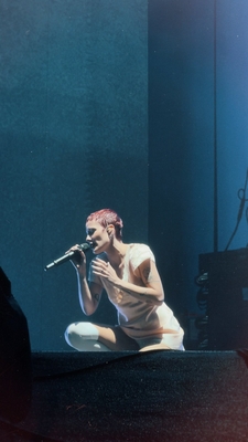 © x.com/aureumsbaby
