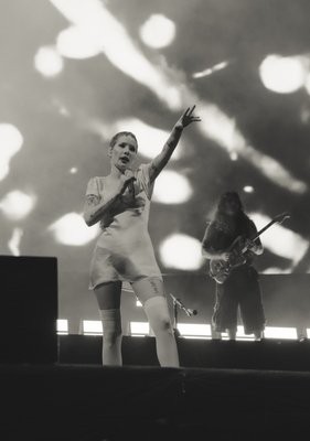 © x.com/tiiamarian_
