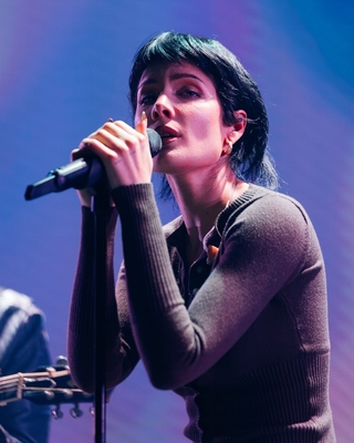 © instagram.com/jesseleon182
