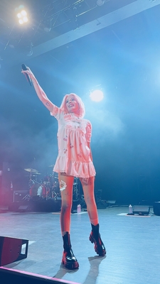 © x.com/scotterkinz
