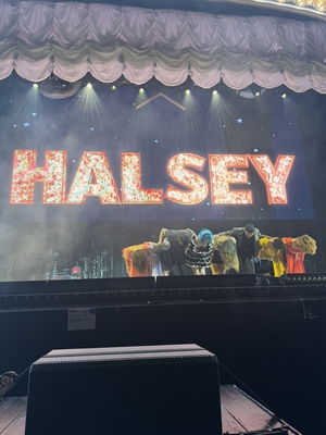 © x.com/SEEHOWlTFEELS
