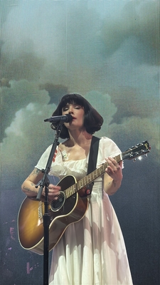 © x.com/iamhalseyish
