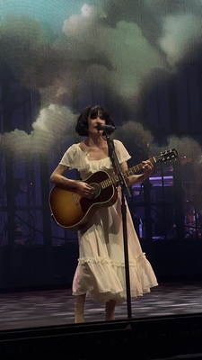 © x.com/clemintine929
