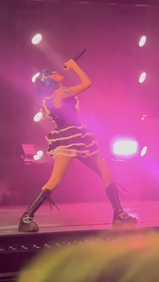 © x.com/clemintine929
