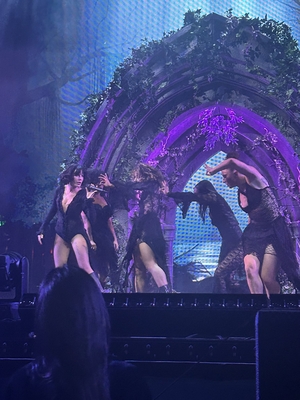 © x.com/duLacinWhiteX
