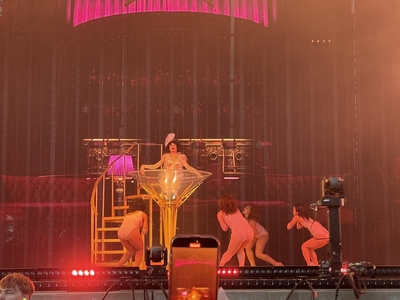 © x.com/ihopetheyshine_
