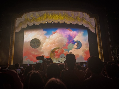 © x.com/tristaalisha
