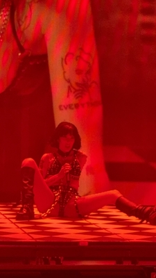 © x.com/withlovejohana
