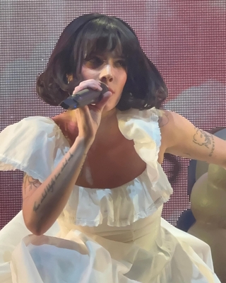 © instagram.com/crystalmartinez1381
