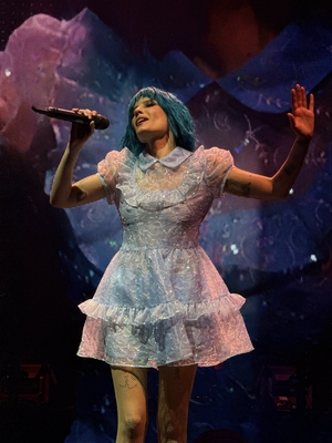 © x.com/SelsGraceful
