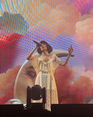 © instagram.com/molls_magarian
