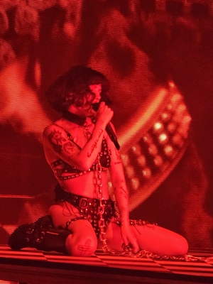 © x.com/93angelonfire
