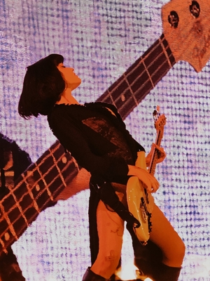 © x.com/93angelonfire
