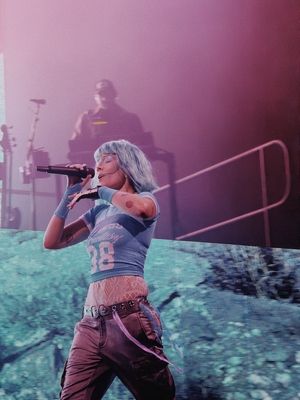 © x.com/365P4RTYGURL
