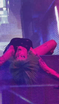 © x.com/13HURRlCANES
