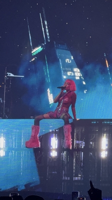 © x.com/SelsGraceful
