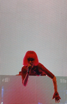 © x.com/365P4RTYGURL
