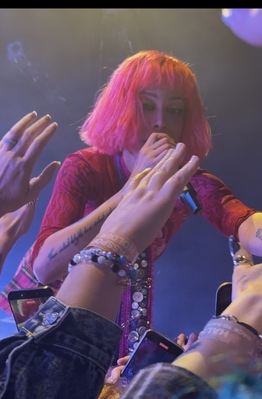 © x.com/Gwendolynleeann
