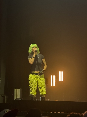 © x.com/mallloween_
