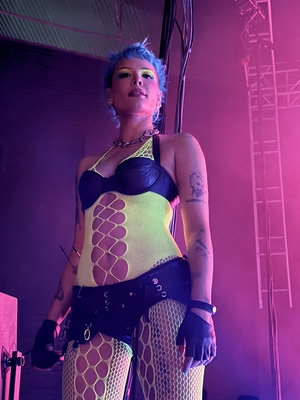 © x.com/softandslow929
