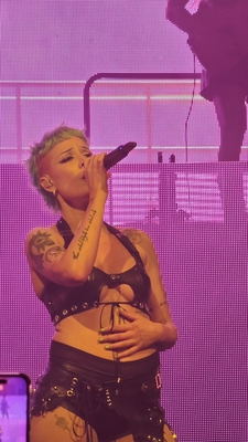 © x.com/loanmeamarker
