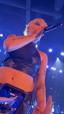 © x.com/HeyOrHiEllie
