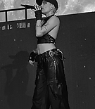 011.jpg