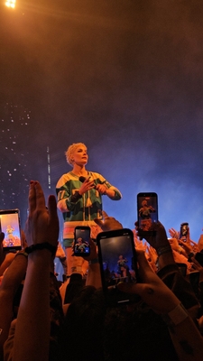 © x.com/hopeIessdevotee
