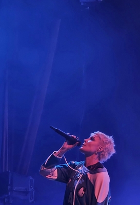 © x.com/SimsftHoran
