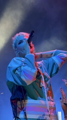 © x.com/pettypetal98
