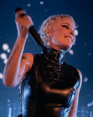 © instagram.com/revelry
