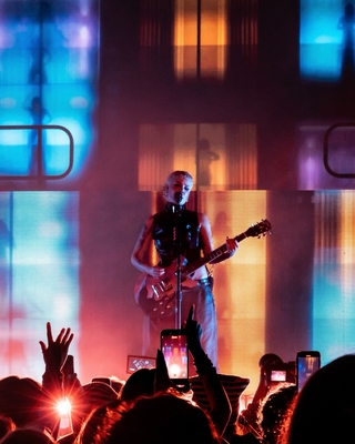 © instagram.com/revelry
