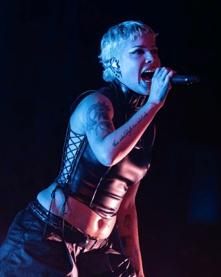 © instagram.com/revelry
